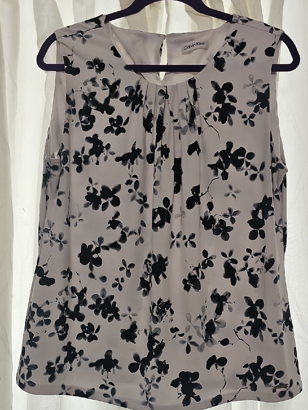Calvin Klein Black and White Floral Sleeveless Pleat-Neck Camisole